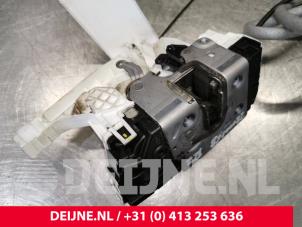 Volkswagen Crafter Schiebetür Schließmechanik rechts O148261 foto 3