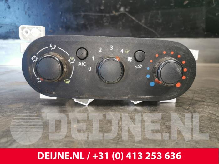 Opel Vivaro Heizung Bedienpaneel O148465