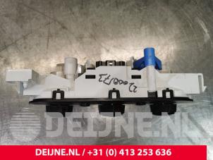Opel Vivaro Heater control panel O148465 photo 3