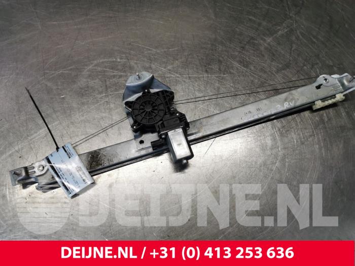 Opel Vivaro Fenstermechanik 2-türig rechts vorne O148500