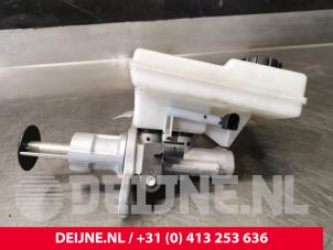 Gebruikte Hoofdremcilinder Volkswagen Crafter (SY) 2.0 TDI Prijs € 108,90 Inclusief btw aangeboden door van Deijne Onderdelen Uden B.V.