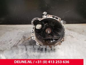 Gebruikte Versnellingsbak Renault Maxity 3.0 DCI 150.35 Prijs € 2.117,50 Inclusief btw aangeboden door van Deijne Onderdelen Uden B.V.