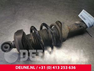 Gebruikte Mac Phersonpoot links-voor Audi R8 (422/423) 4.2 V8 32V FSI Quattro Prijs € 400,00 Margeregeling aangeboden door van Deijne Onderdelen Uden B.V.