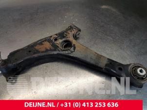 Mercedes Sprinter Draagarm onder rechts-voor O148780 foto 2