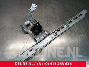 Mercedes Sprinter Ruitmechaniek 2Deurs links-voor O148797 foto 2