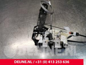 Mercedes Sprinter Deurslot Mechaniek 2Deurs links O148798 foto 3