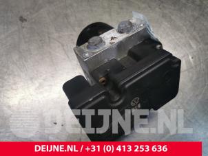 Volkswagen Caddy ABS Pomp O148951 foto 2