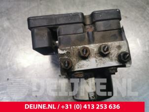 Volkswagen Caddy ABS Pomp O148951 foto 3