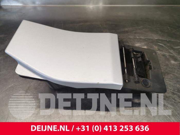 Opel Vivaro Tankklappe O149010
