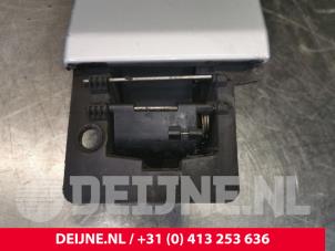 Opel Vivaro Tank Klep O149010 foto 3