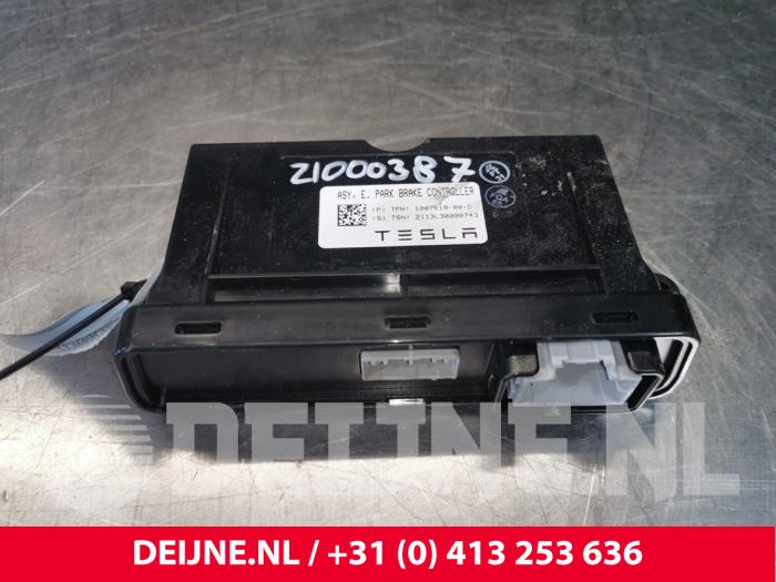 Tesla Model S Handbremse Modul O149012