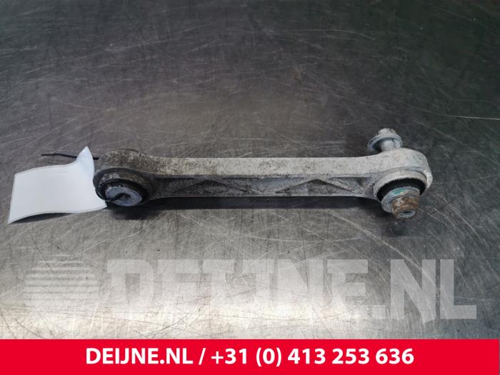 Tesla Model S Draagarm boven rechts-achter O149107