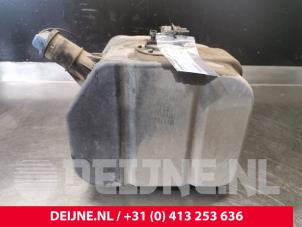 Gebruikte Adblue tank Renault Maxity 3.0 DCI 150.35 Prijs € 665,50 Inclusief btw aangeboden door van Deijne Onderdelen Uden B.V.