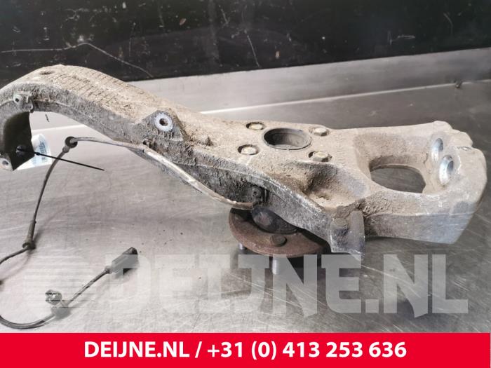 Tesla Model S Fusee rechts-voor O149308