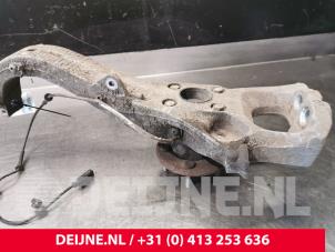 Gebruikte Asschenkel rechts-voor Tesla Model S 85 Prijs € 302,50 Inclusief btw aangeboden door van Deijne Onderdelen Uden B.V.