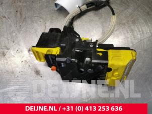 Volvo V70 Türschlossmechanik 4-türig rechts hinten O149385 foto 3