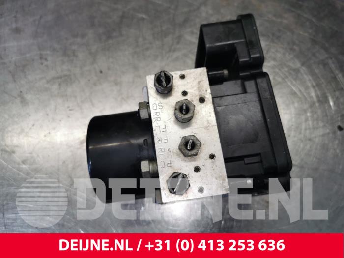 Volvo V70 ABS Pomp O149466
