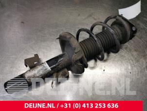 Volvo V40 Schokdemperpoot links-voor O149467 foto 2