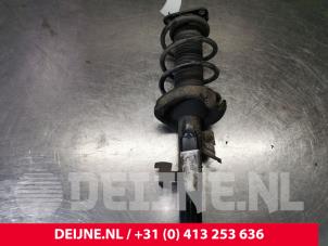 Volvo V40 Schokdemperpoot links-voor O149467 foto 3
