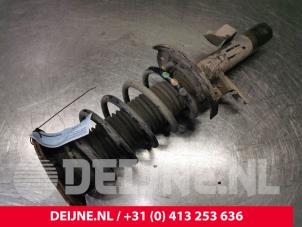 Volvo V70 Schokdemperpoot rechts-voor O149469 foto 2