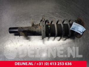 Volvo V70 Schokdemperpoot rechts-voor O149469 foto 3