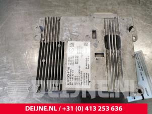 Mercedes Sprinter Regelunit Multi Media O149491 foto 3