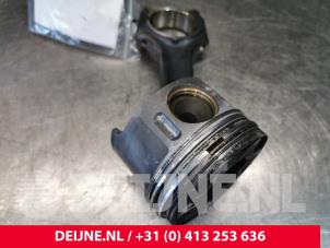 Mercedes Sprinter Zuiger O149538 foto 3