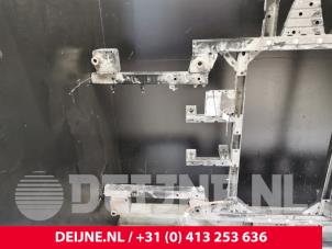 Mercedes eSprinter Hilfsrahmen Hochvolt-Akku O149615 foto 2