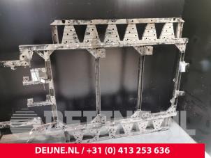 Mercedes eSprinter Hilfsrahmen Hochvolt-Akku O149615 foto 3