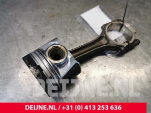 Gebruikte Zuiger Volkswagen Caddy III (2KA,2KH,2CA,2CH) 2.0 TDI 16V 4Motion Prijs € 121,00 Inclusief btw aangeboden door van Deijne Onderdelen Uden B.V.