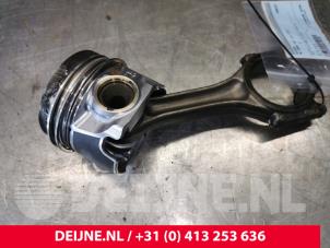 Gebruikte Zuiger Volkswagen Caddy III (2KA,2KH,2CA,2CH) 2.0 TDI 16V 4Motion Prijs € 121,00 Inclusief btw aangeboden door van Deijne Onderdelen Uden B.V.