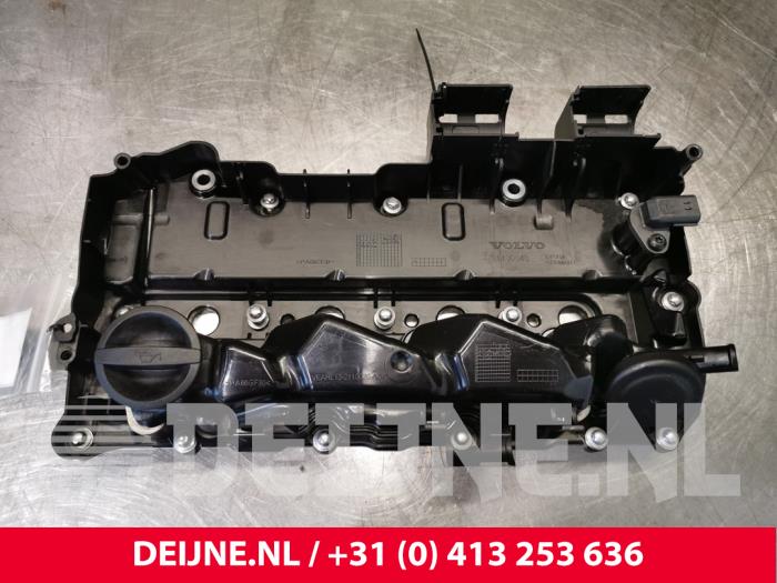Gebruikte Kleppendeksel Volvo V70 (BW) 2.4 D5 20V Prijs € 50,00 Margeregeling aangeboden door van Deijne Onderdelen Uden B.V.
