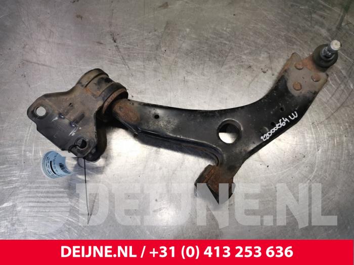 Volvo V40 Draagarm onder links-voor O149790