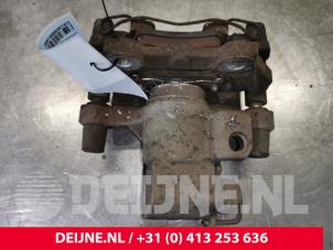 Renault Espace Remklauw (Tang) rechts-achter O149801 foto 2