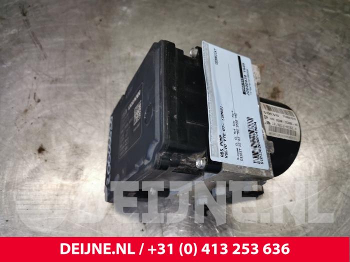 Volvo V70 ABS Pumpe O149804