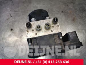 Volvo V70 ABS pump O149804 photo 3