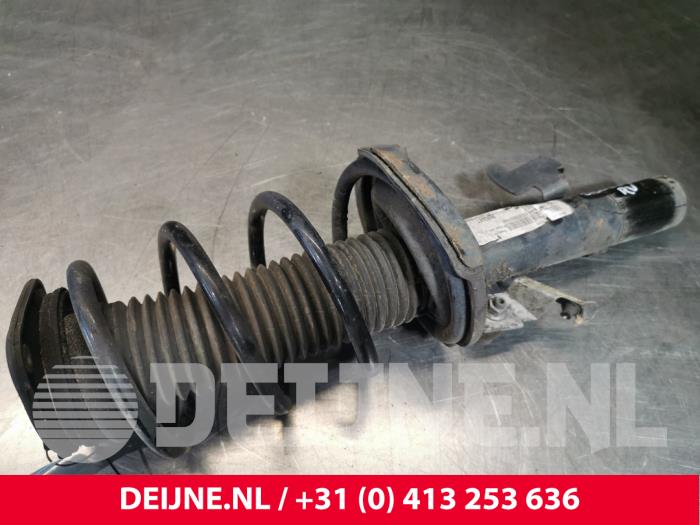 Volvo V40 Schokdemperpoot rechts-voor O149998