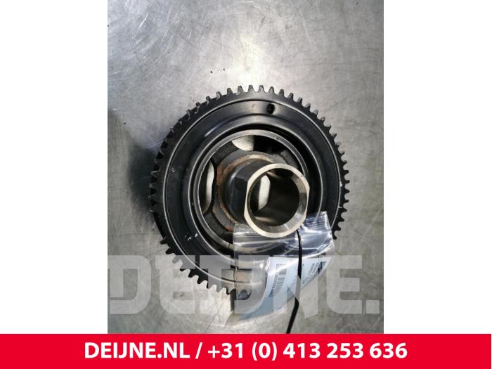 Gebruikte Poelie Krukas Renault Master Prijs € 48,40 Inclusief btw aangeboden door van Deijne Onderdelen Uden B.V.