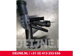 Gebruikte Thermostaathuis Volkswagen Caddy IV 2.0 TDI 75 Prijs € 36,30 Inclusief btw aangeboden door van Deijne Onderdelen Uden B.V.