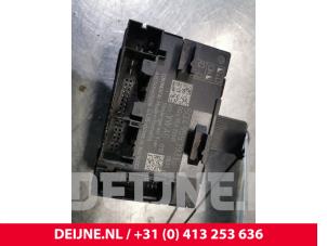 Volkswagen Golf Central door locking module O150191 photo 2
