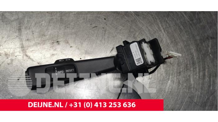 Volvo XC70 Richtungsanzeiger Schalter O150241
