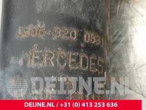 Mercedes Sprinter Schokdemper rechts-achter O150282 foto 3