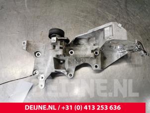 Volkswagen Caddy Motorlager O150290 foto 2