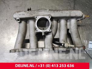 Volvo V70 Intake manifold O150347 photo 3