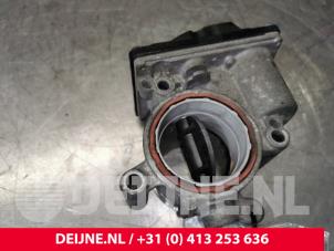 Volkswagen Polo Throttle body O150381 photo 4