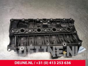 Volvo V70 Rocker cover O150570 photo 2
