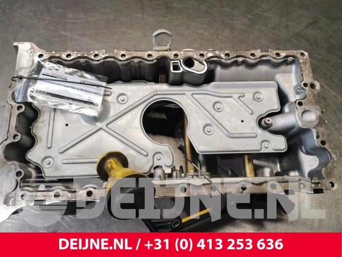 Gebruikte Carterpan Volvo XC60 I (DZ) 2.0 DRIVe 20V Prijs € 90,00 Margeregeling aangeboden door van Deijne Onderdelen Uden B.V.