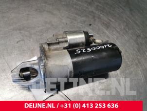 Mercedes Sprinter Starter O150638 photo 2