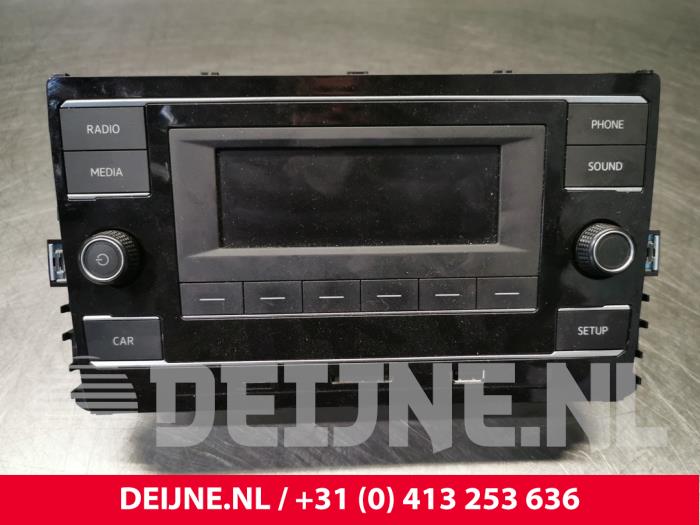 Volkswagen Crafter Radio/CD player (miscellaneous) O150671