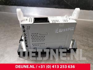 Volkswagen Crafter Radio/CD player (miscellaneous) O150671 photo 3